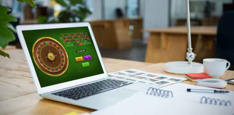 The Benefits of Playing at Online Casinos with Multiple Licenses